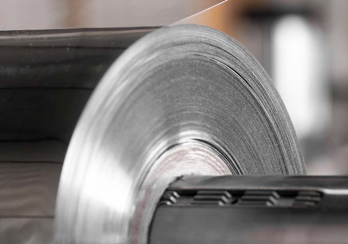 利用CO2激光器对聚丙烯薄膜进行优化加工